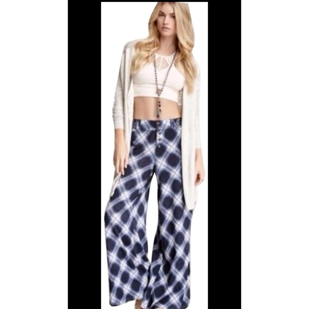 Free People Blue White Diamond Plaid Wide Leg Pants‎ Button Fly Size 2 Boho